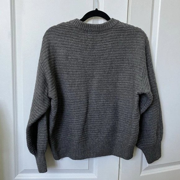 Christian Siriano Gray Wool Blend Neutral  Contemporary Sweater Small - Picture 2 of 4